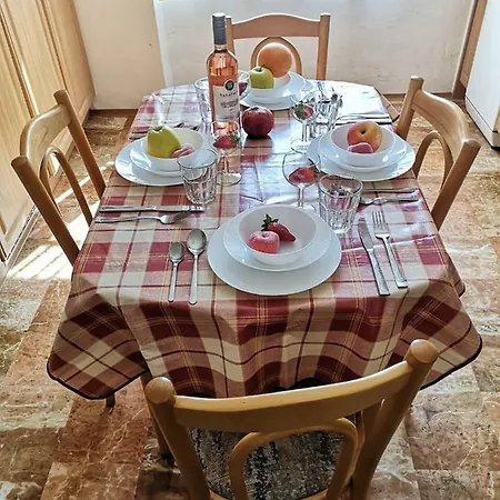 Apartment 2+1, 75m2, 2 Bedrooms In The Center 1, For 6 People. Fully Furnished, Fireplace, Air Cooler-conditioning, Breakfast! 5 Min Walk To Metro&tram. 3min Walk To Wenceslas Square. Krakovska Street № 12, Nove Mesto, 1 *